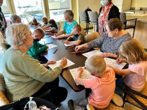 MultiGenerational Relationships Between Preschoolers & Seniors